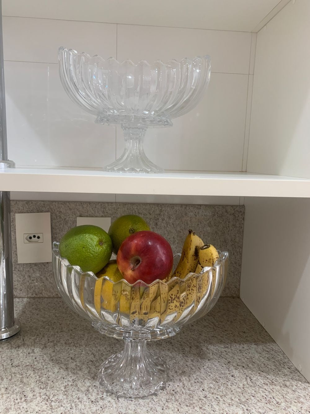 Centro de Mesa com Pé de Cristal Geneva 28cm x 15cm x 23cm - Wolff